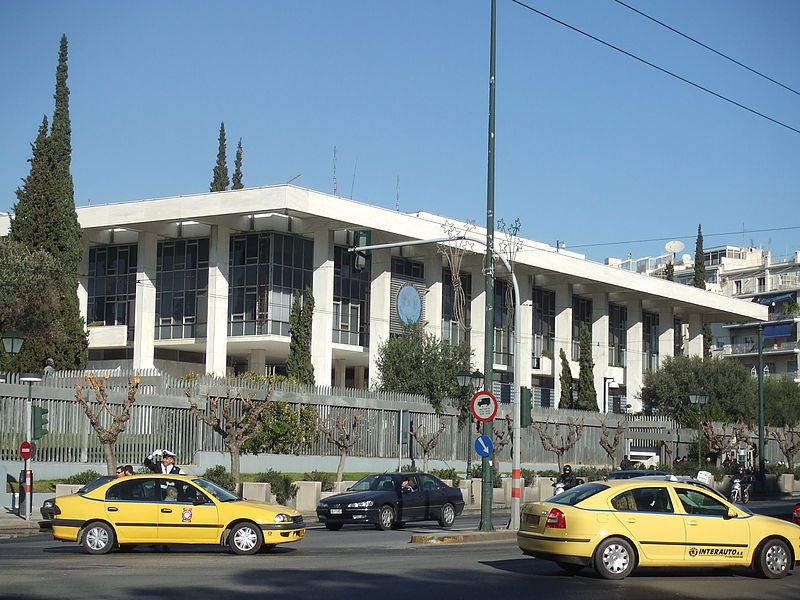 800px-American_embassy_at_vasilissis_sophias_in_athens