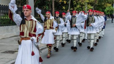 154 χρόνια Προεδρική Φρουρά. Η ιστορία της ονομασίας και η αποστολή των «τσολιάδων»