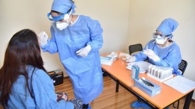 Με δυο τεστ την εβδομάδα και μάσκα υψηλής προστασίας στα νοσοκομεία ανεμβολίαστοι διοικητικοί και νοσηλευτές
