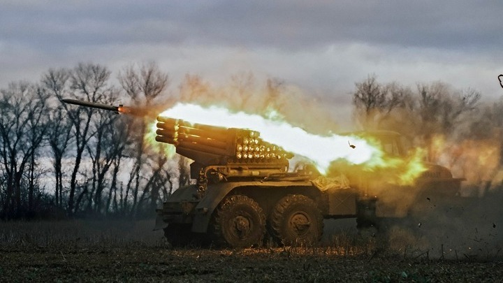 Ρωσική πυραυλική επίθεση πλήττει υποδομές στο Κίεβο. “Πήραμε τη Σολεντάρ”, υποστηρίζουν οι Ρώσοι