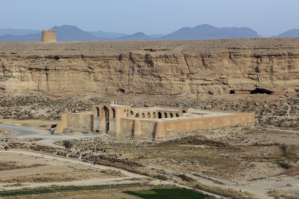 Izadkhvast_Caravanserai