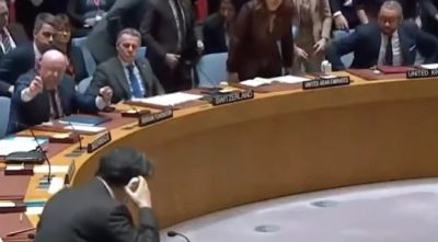Ρώσος εκπρόσωπος στον ΟΗΕ διέκοψε την ενός λεπτού σιγή για τα θύματα στην Ουκρανία  κι επιτέθηκε στη Δύση (Βίντεο)