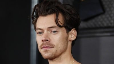 Ο Harry Styles απαντά στους επικριτές του για το βραβείο Grammy. «Δεν υπάρχει το “καλύτερο” στη μουσική»