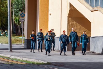 Πως στη Ρωσία υποχρεώνουν φοιτητές να υπογράψουν ότι δέχονται να καταταγούν πρόωρα στον στρατό