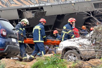 Τέμπη. «Σκάστε, σήμερα ουρλιάζουν οι μανάδες». Συγκλονίζει η μητέρα 20χρονου από το Βόλο που χαροπαλεύει