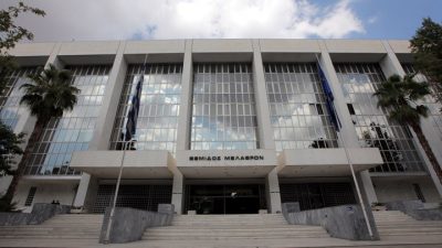 Τέσσερις συλλήψεις χούλιγκαν για την επίθεση με μαχαίρι στο Εφετείο. Πως ομάδα 30 ατομων επιτέθηκε σε δυο άνδρες