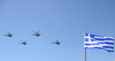 Τα μαχητικά αεροσκάφη και τα άρματα της παρέλασης. Οι δυνατότητες και η ιστορία τους