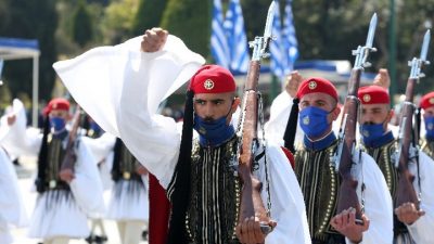 Παρέλαση 25ης Μαρτίου. Ποιοι δρόμοι στο κέντρο είναι κλειστοί και πότε θα ανοίξουν