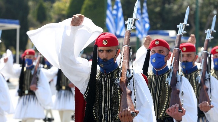 Παρέλαση 25ης Μαρτίου. Ποιοι δρόμοι στο κέντρο είναι κλειστοί και πότε θα ανοίξουν