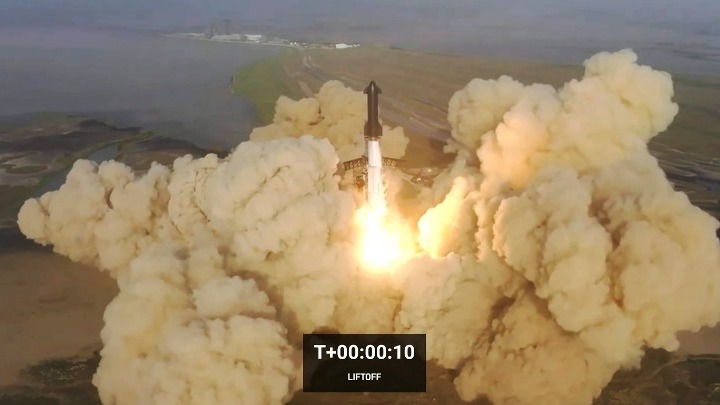 Εξερράγη το Starship του Έλον Μάσκ λίγα λεπτά μετά την εκτόξευσή του. Πώς το σχολίασε η SpaceX (Βίντεο)