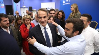 Τι γράφουν τα διεθνή μέσα για τα αποτελέσματα των εκλογών. «Οι Έλληνες Συντηρητικοί κατατροπώνουν τους αντιπάλους στις εκλογές»