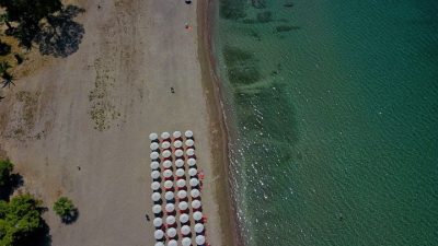 Μόνο 2.330 άτομα ημερησίως «αντέχει» ο Μπάλος στην Κρήτη. Πρόταση για πληρωμή εισιτηρίου και όριο ημερήσιων επισκεπτών