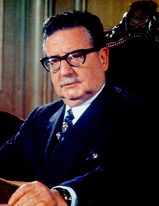 Salvador_Allende_Gossens