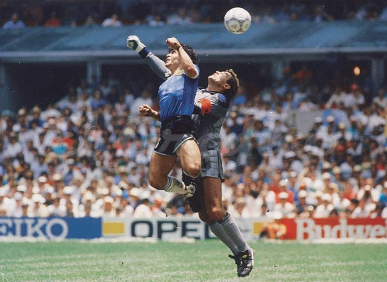 maradona_goal_hand_86