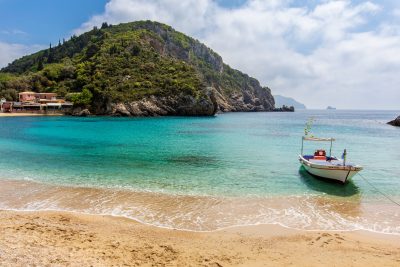 Κουίζ για τα ελληνικά νησιά. “Mediterraneo”, μαστίχα, ναυμαχίες, παραλίες