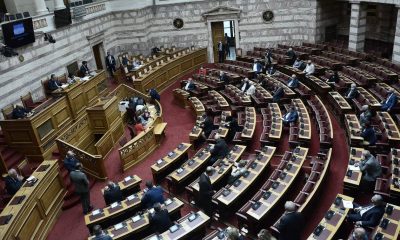 Στη Βουλή δικογραφία έπειτα από μήνυση επιζήσασας στα Τέμπη κατά του Κώστα Αχ. Καραμανλή