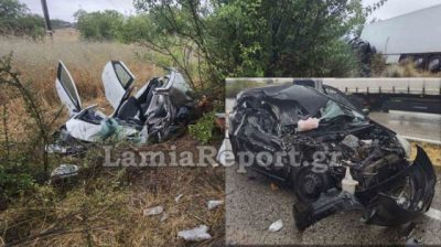 Νταλίκα συγκρούστηκε με 2 αυτοκίνητα και τα «διέλυσε» στην Εθνική Οδό Λαμίας – Δομοκού. Νεκρή η μια οδηγός (Βίντεο)