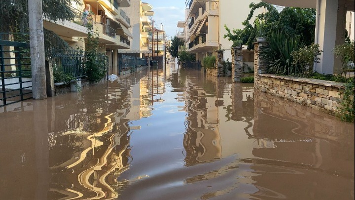 104 χρονών κάτοικος Πηνειάδας.« Περάσαμε δυστυχίες, φτώχια…δεν πνιγήκαμε όμως» (Βίντεο)