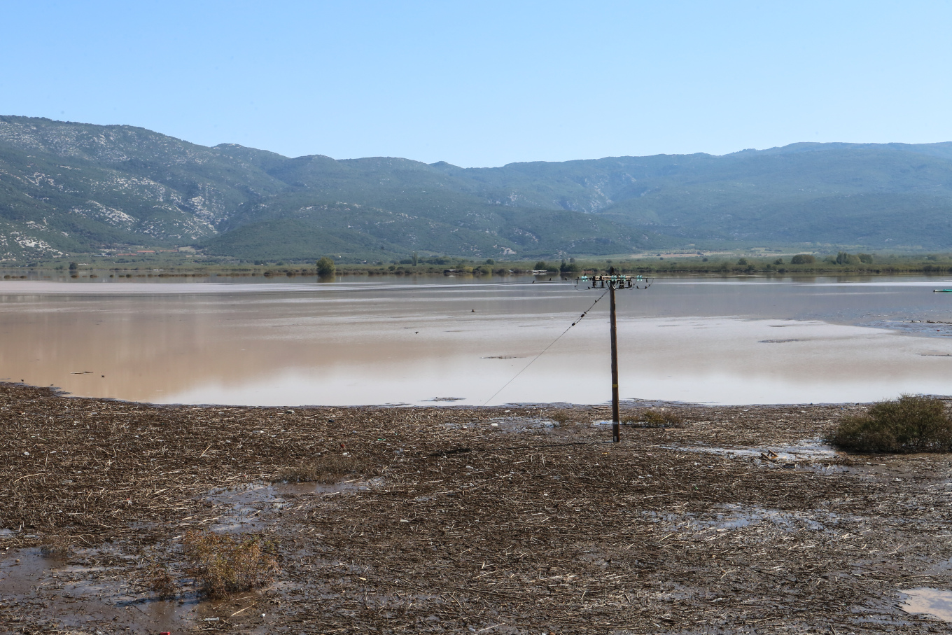 Λήψη από τα 35.000 πόδια δείχνει πως επαναδημιουργήθηκε η αποξηραμένη λίμνη Κάρλα στην Μαγνησία (Βίντεο)