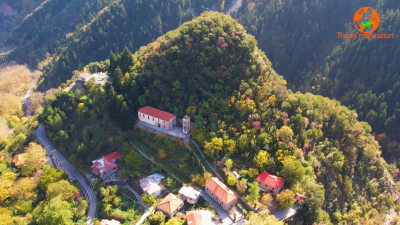 Το χωριό των Αγράφων που πήρε το όνομά του από μια θεραπεύτρια μοναχή. Ο πόλεμος και ο σεισμός το σημάδεψαν (drone)