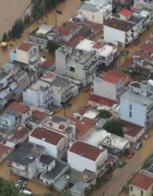 Εικόνες από drone δείχνουν το μέγεθος της καταστροφής στον Θεσσαλικό κάμπο και το Βόλο