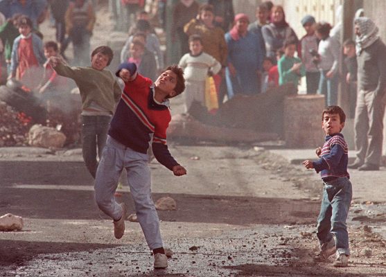 boys_intifada_1987