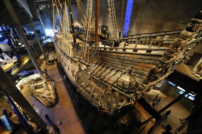 Το θηριώδες σουηδικό πολεμικό πλοίο που βυθίστηκε πριν προλάβει να ναυμαχήσει. Ανελκύστηκε σχεδόν άθικτο τρεις αιώνες μετά