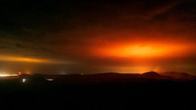 Σε συναγερμό η Ισλανδία.  Χιλιάδες εγκατέλειψαν σπίτια τους λόγω κινδύνου ηφαιστειακής έκρηξης