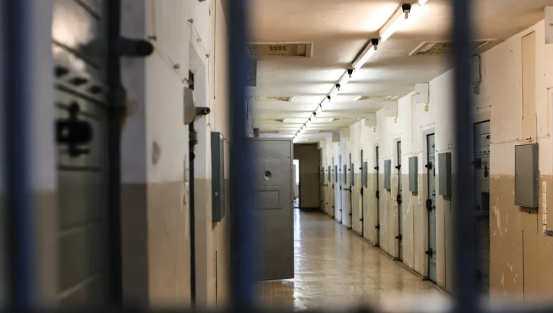 Σεξουαλικό σκάνδαλο με υπαλλήλους στη μεγαλύτερη φυλακή του Βελγίου. Συμμετείχαν σε ομαδικές ερωτικές συνευρέσεις