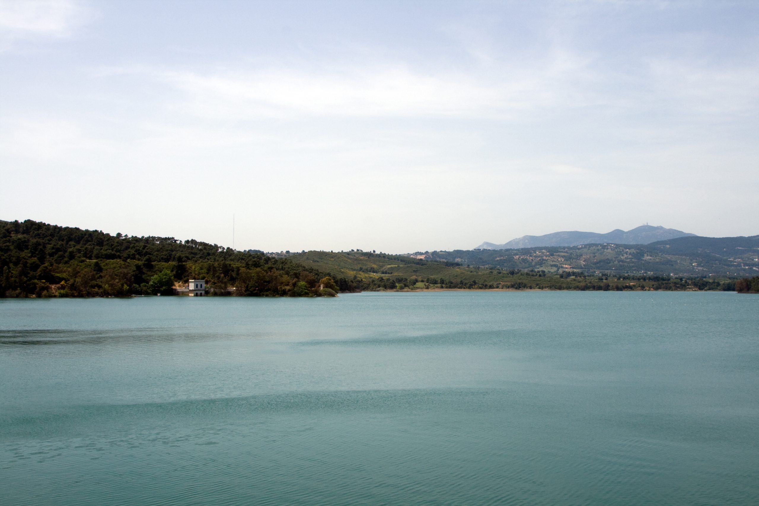 Κουίζ με λίμνες της Ελλάδας. Ποια είναι η μεγαλύτερη λίμνη της Ελλάδας. Πού βρίσκεται η Κορώνεια. Πώς αλλιώς ονομάζεται η Υλίκη