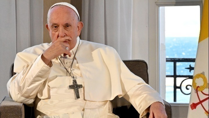 Έντονες αντιδράσεις μετά την δημόσια τοποθέτηση του Πάπα Φραγκίσκου για τους γκέι: “Έχουμε ήδη αρκετούς από αυτούς”