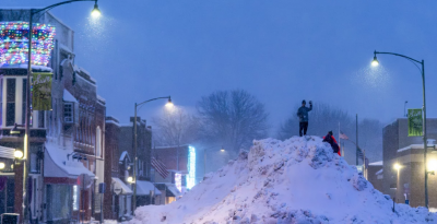 Τρεις νεκροί, πάνω από 800 χιλιάδες νοικοκυριά χωρίς ρεύμα λόγω σφοδρής χιονοθύελλας στις ΗΠΑ (φωτο)
