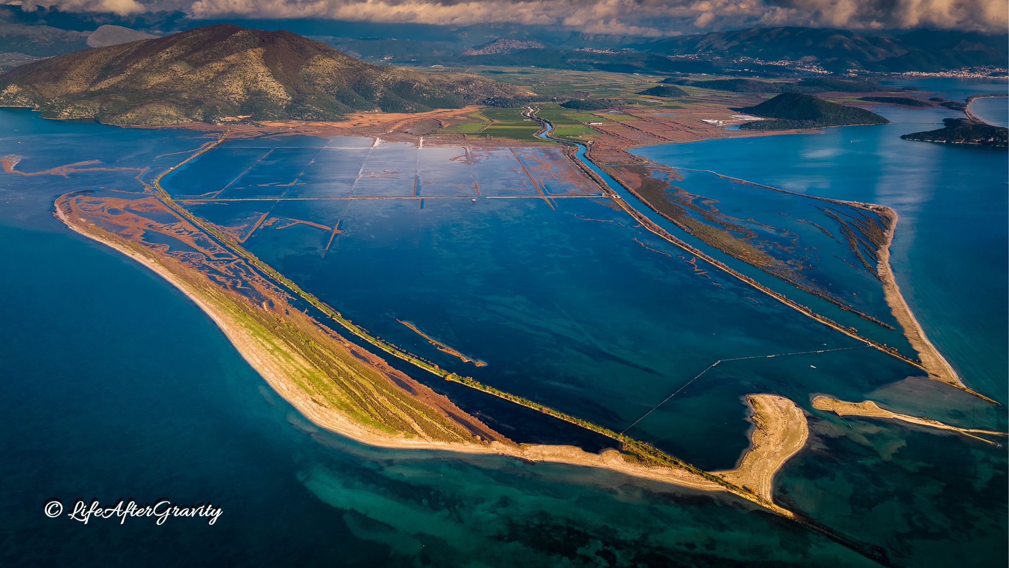 Δέλτα Ποταμού Καλαμά. Ο σημαντικός υδροβιότοπος της Ηπείρου. Δείτε από ψηλά (drone)