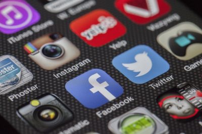 Η πολιτεία της Ν. Υόρκης κατήγγειλε επίσημα: “Τα social media θέτουν σε κίνδυνο την ψυχική υγεία”