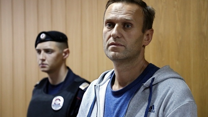 «Δηλητηριάστηκε με νόβιτσοκ, τον σκότωσε ο Πούτιν» κατήγγειλε η σύζυγός του Αλεξέι Ναβάλνι (Βίντεο)