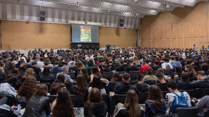 Περισσότεροι από 10.500 ανήλικοι σε όλη τη χώρα παρανόμησαν το 2023. Σε έναν μήνα 1.353 συλλήψεις