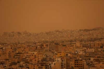 Πότε έρχεται νέο κύμα αφρικανικής σκόνης. Σε ποιες περιοχές ο υδράργυρος θα φτάσει 36 βαθμούς