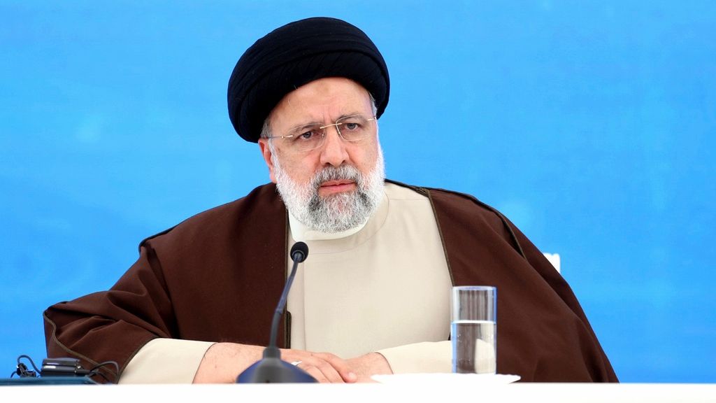 Νεκρός ο πρόεδρος του Ιράν Ραϊσί και ο ΥΠΕΞ, στη συντριβή του ελικοπτέρου. Τι σημαίνει ο θάνατος του, ποιος θα τον διαδεχθεί