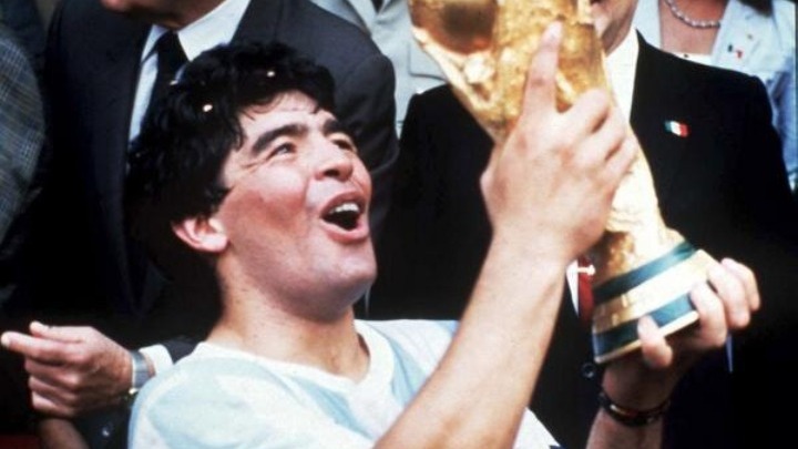 Σε δημοπρασία η «Χρυσή Μπάλα» του Μαραντόνα. Την κατέκτησε στο Παγκόσμιο Κύπελλο του 1986