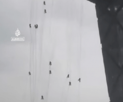Ώρες αγωνίας για εργάτες στην Κίνα που κρεμάστηκαν από ουρανοξύστη. Τους έριξε δυνατή ριπή αέρα (βίντεο)