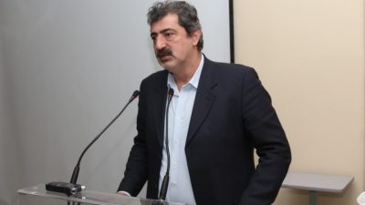 Με κλάματα η κα Λινού, βουλευτής του ΣΥΡΙΖΑ, ζήτησε συγνώμη για τη γυναίκα που προσέβαλε ο Πολάκης στη Βουλή