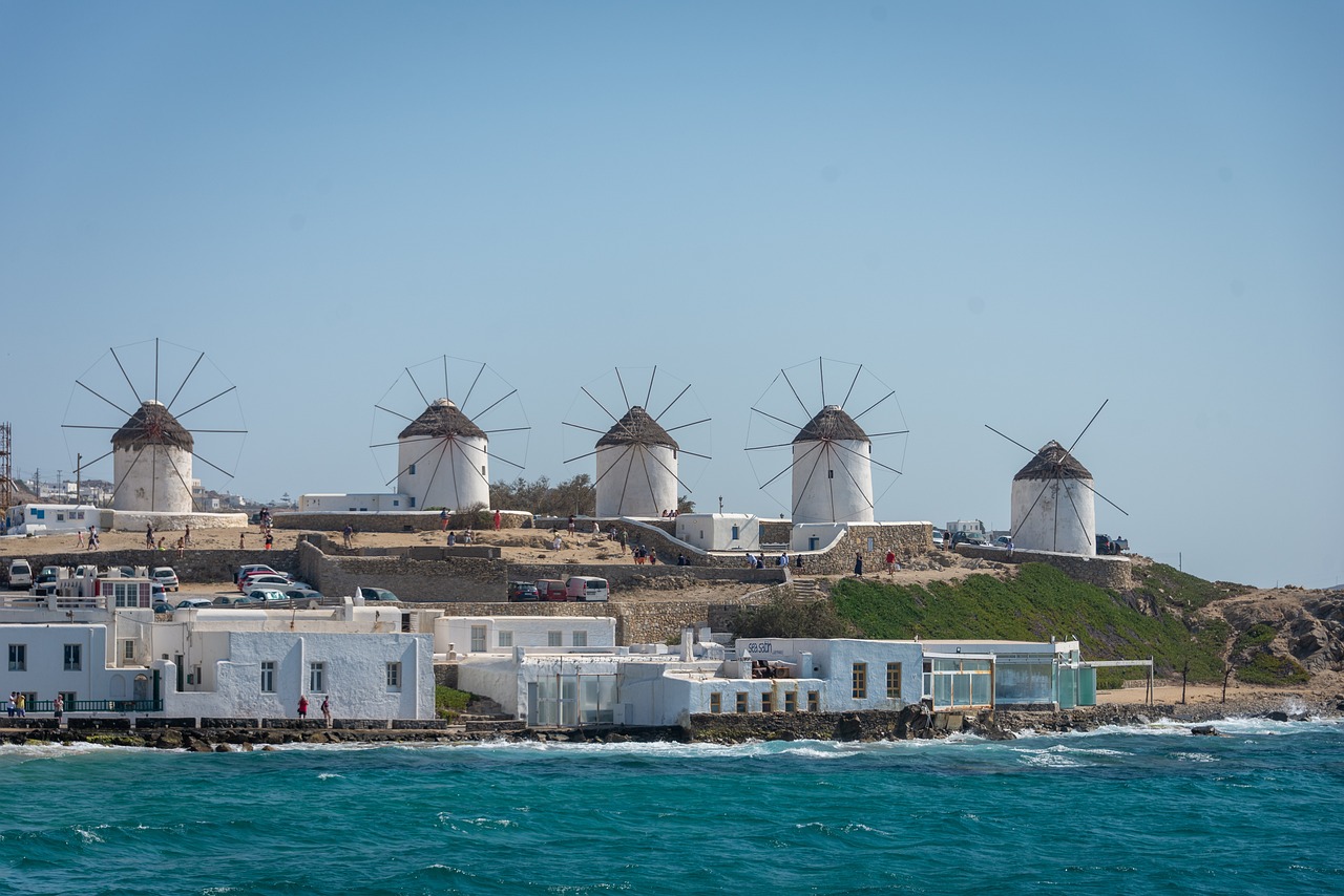 Όχι στα 8 στρέμματα ως όριο δόμησης είπαν οι Μυκονιάτες. “Το σχέδιο εξυπηρετεί μεγάλα συμφέροντα”