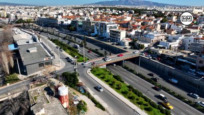 Που βρίσκεται μια από τις πιο επικίνδυνες γέφυρες της Αττικής. Το μπαλάκι των ευθυνών ανάμεσα στις υπηρεσίες (βίντεο)