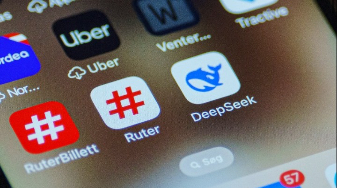 DeepSeek. Τι είναι το φτηνό κινεζικό chatbot AI που φέρνει αναταράξεις στην τεχνητή νοημοσύνη